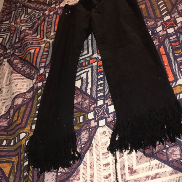 Black flare bottom jeans - Picture 2 of 5